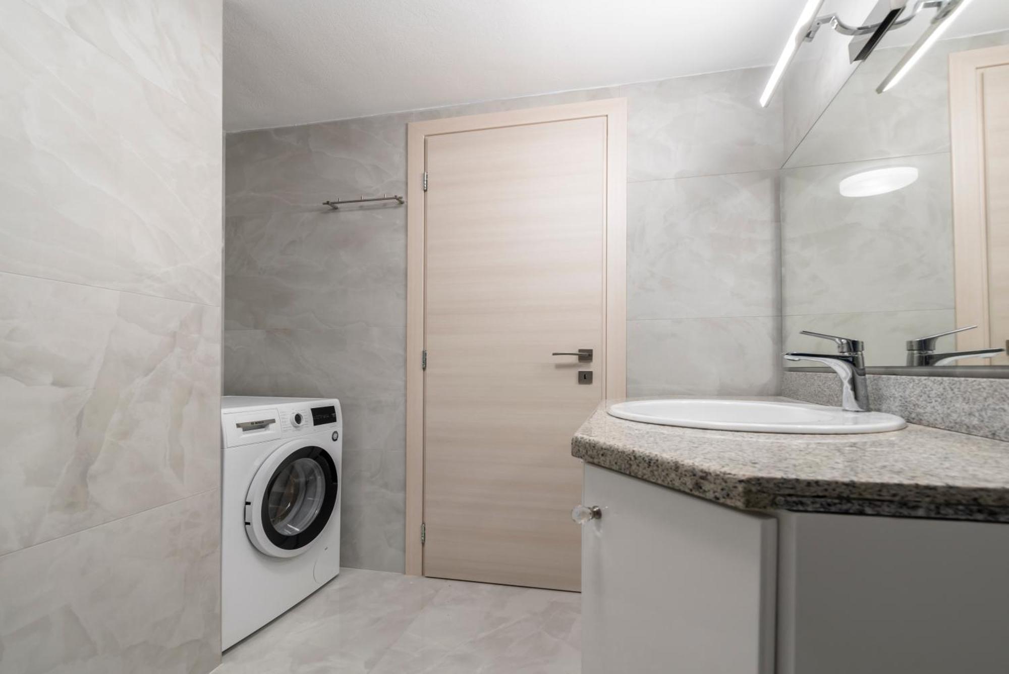 Neon 2Br Luxurious Central Apt Heraklion Exterior foto